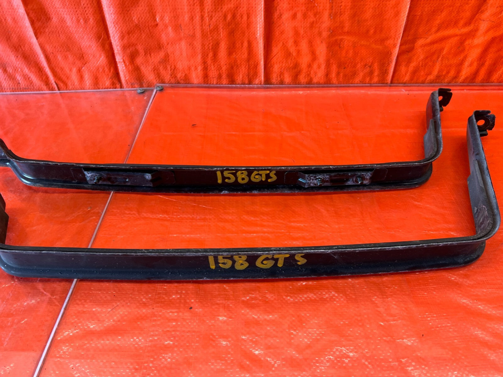 09 10 ACURA TSX   GAS GASOLINE FUEL TANK MOUNTING STRAPS BAND SET   OEM #1585