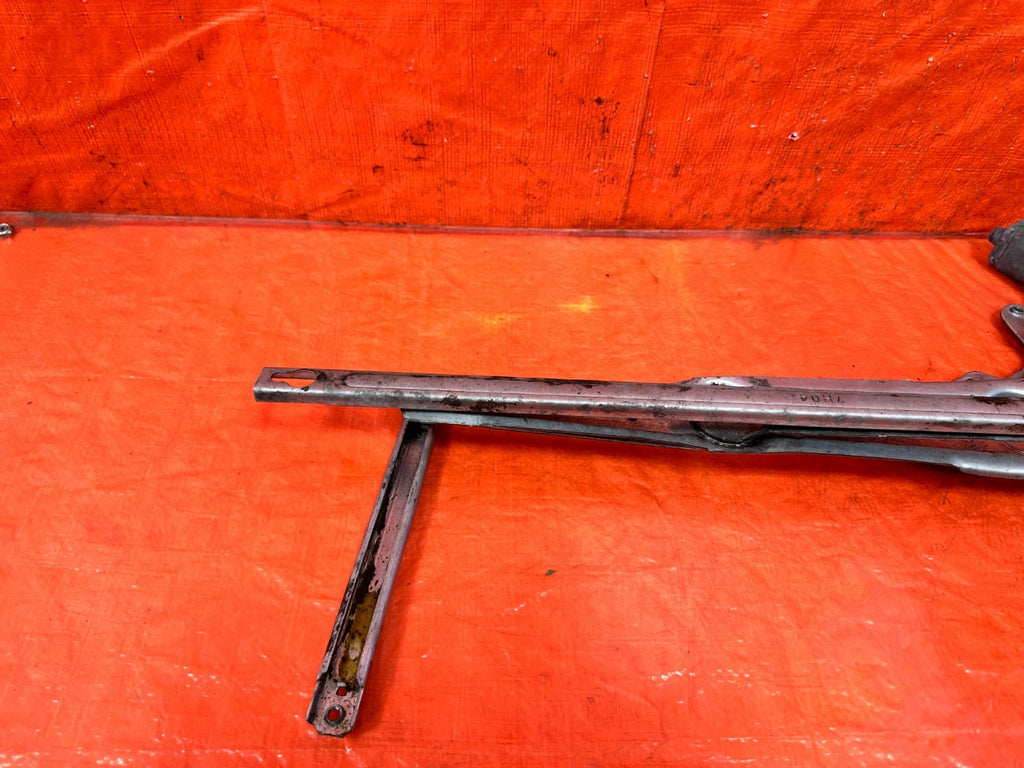 94 01 ACURA INTEGRA   2 DOOR ONLY   WINDOW REGULATOR   PASSENGER RIGHT   OEM 3092
