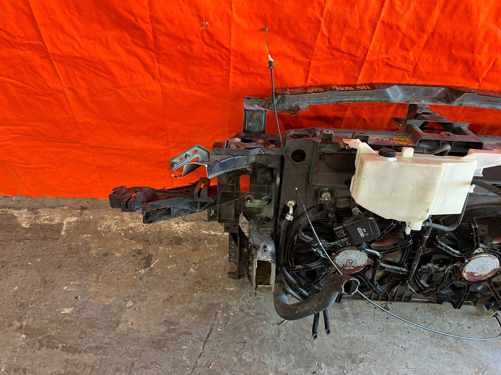 09 12 INFINITI FX50 FX35   RADIATOR SUPPORT W/ RADIATOR CONDENSER + MORE OEM 11610