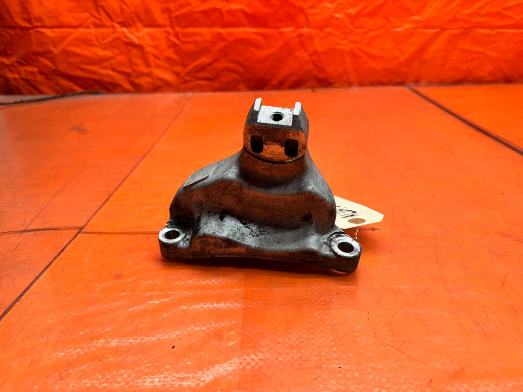 04-05 ACURA TSX 2.4L K24A2 ALUMINUM ENGINE MOTOR MOUNT MOUNTING BRACKET OEM #055