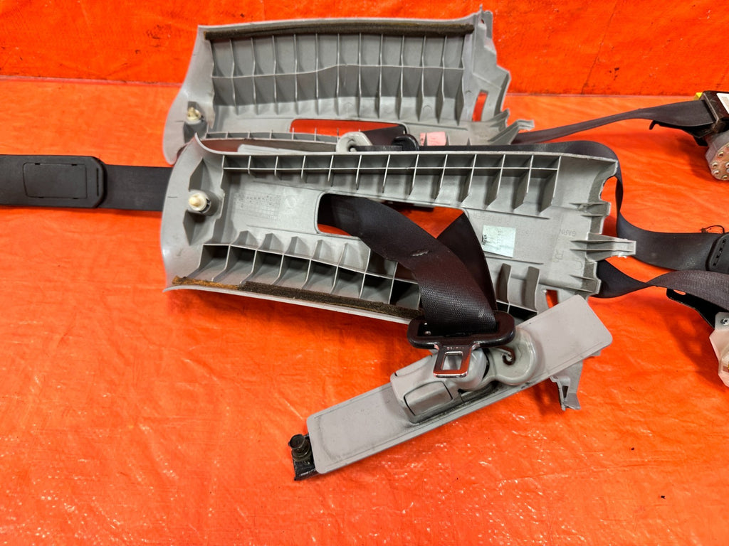 02-05 HONDA CIVIC SI EP3 HATCHBACK - LEFT & RIGHT FRONT SEAT BELTS - OEM #3088