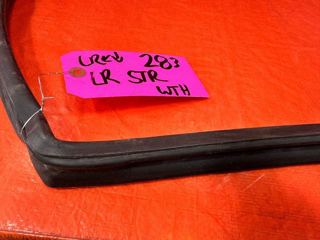 08 14 SUBARU IMPREZA WRX WAGON   DRIVER LEFT REAR DOOR WEATHER STRIP GASKET 28312