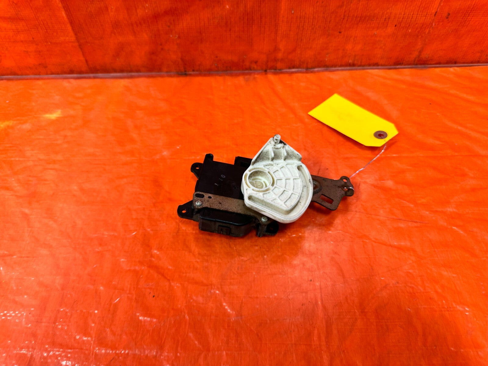 06 11 HONDA CIVIC   AC MOTOR   PART # AW063800 0900   OEM FACTORY #2862
