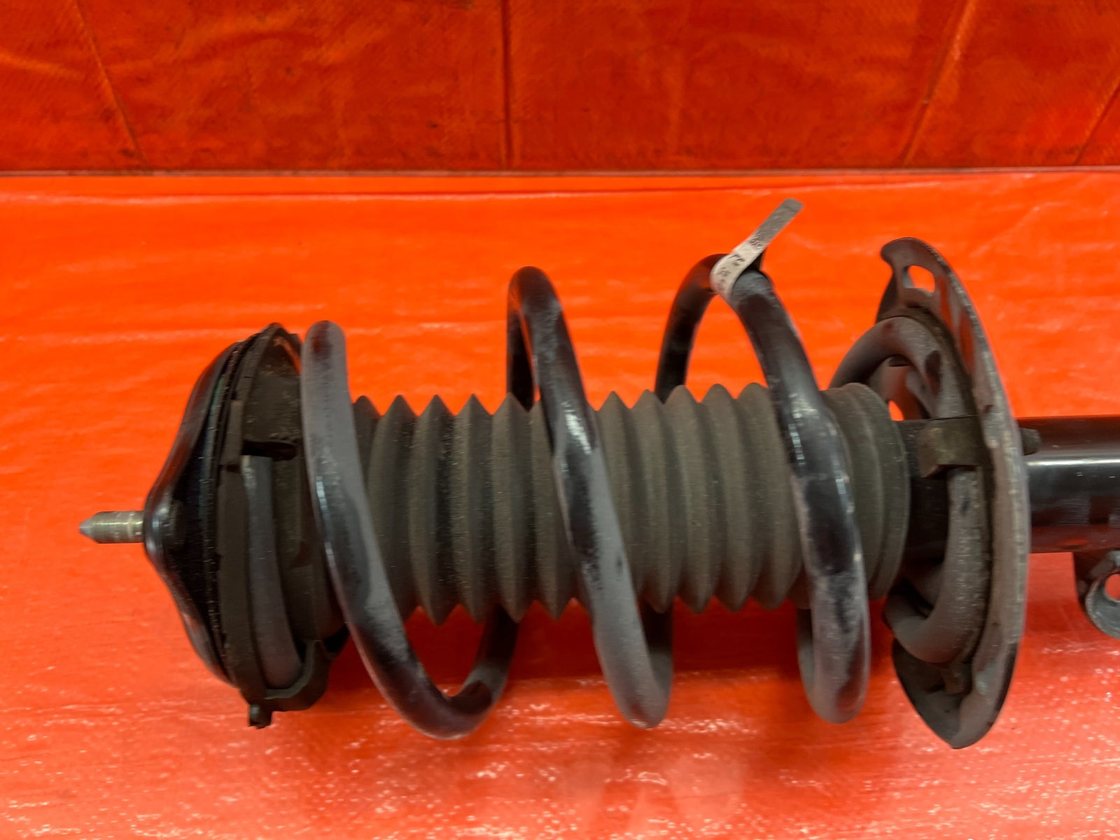 18 21 HONDA ACCORD SPORT   SHOCK & SPRING STRUT PASSENGER RIGHT FRONT   OEM #1847