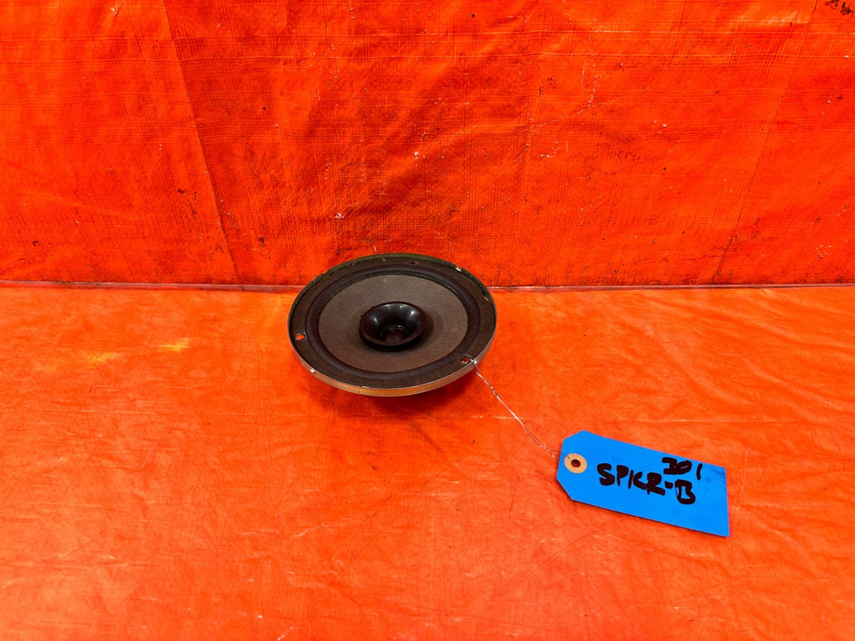 97-01 HONDA CR-V CRV - PIONEER BRAND - TS-06196 - FACOTRY OEM SPEAKER #3010