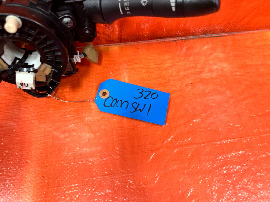 08 09 INFINITI G37 2D COUPE   HEADLIGHT AND WIPER COMBINATION SWITCH   OEM 3208