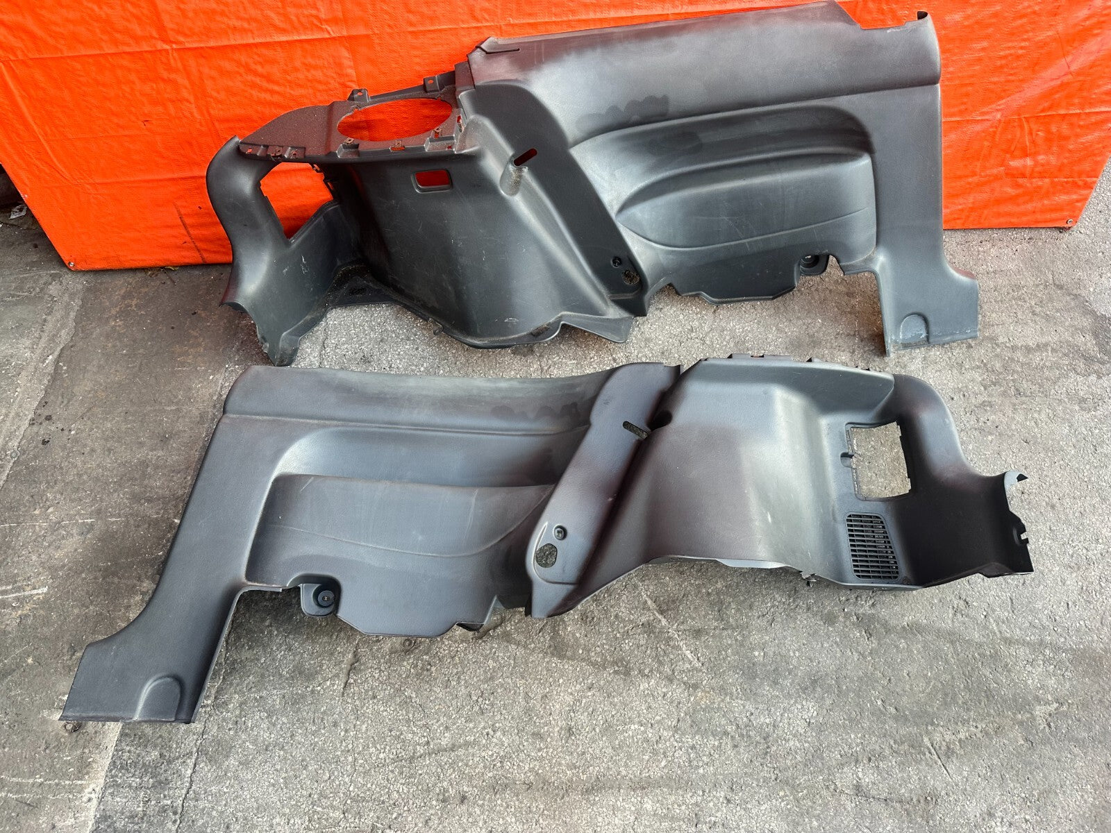96 00 HONDA CIVIC   HATCHBACK   REAR QUARTER PANEL PLASTIC TRIMS OEM #2879