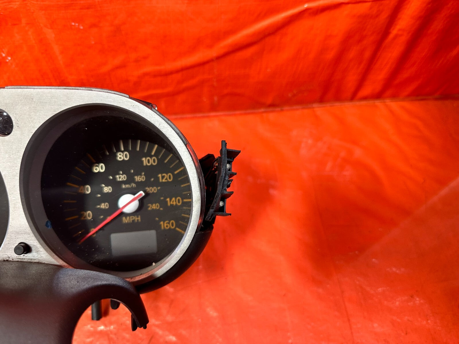 2004 04 NISSAN 350Z   AUTOMATIC INSTRUMENT GAUGE CLUSTER   OEM FACTORY #2624