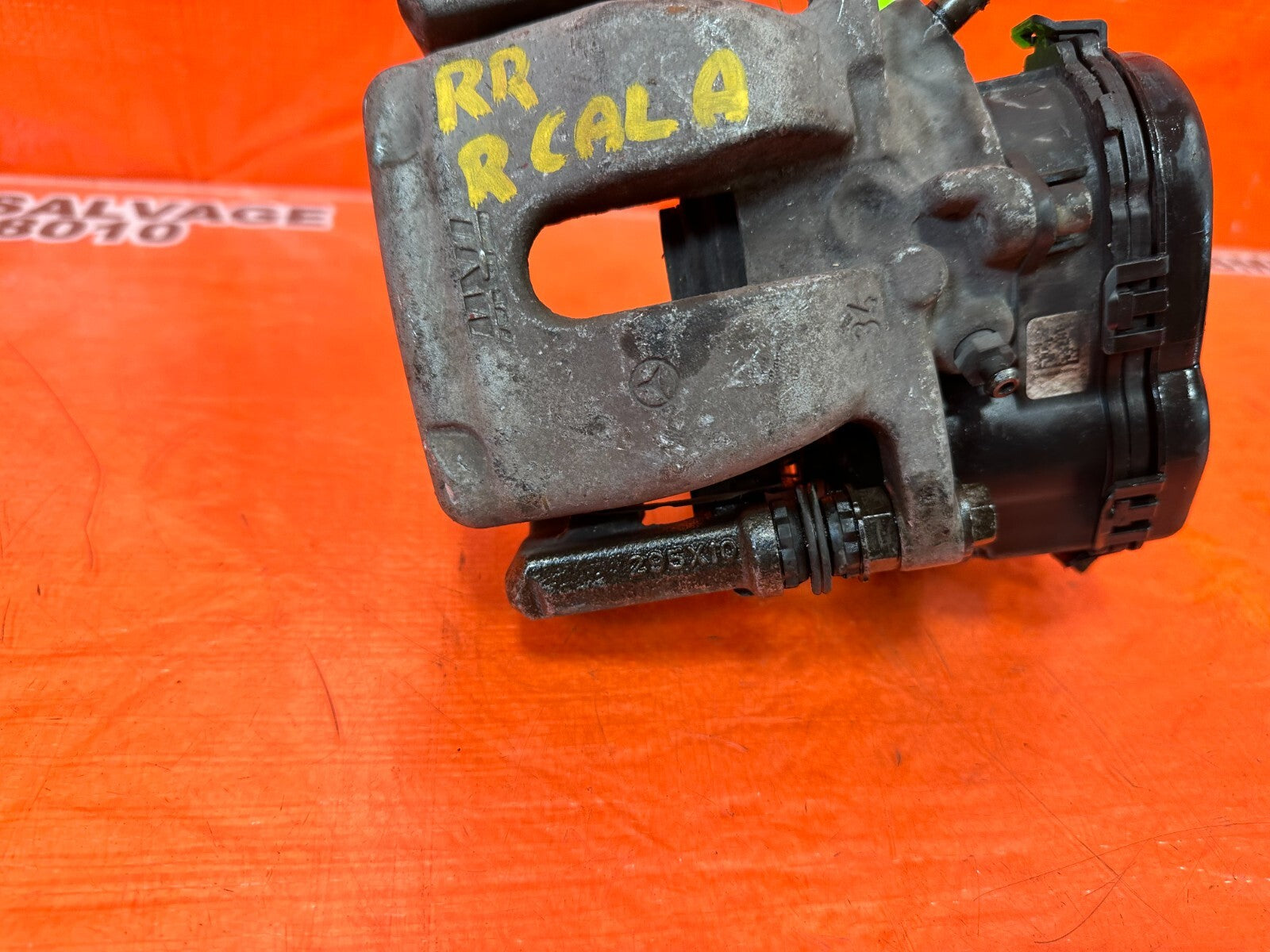 14 19 MERCEDES BENZ CLA 250   FWD   PASSENGER RIGHT REAR BRAKE CALIPER   OEM 22