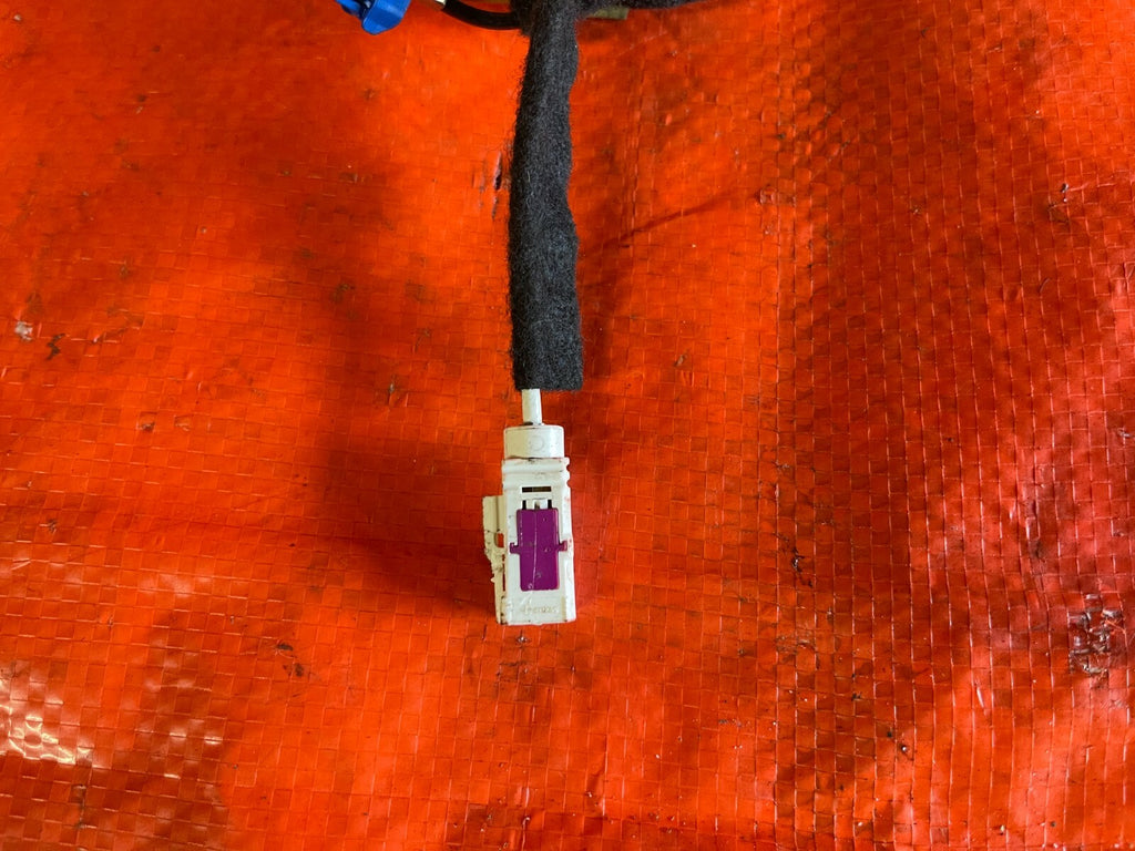19 20 JEEP GRAND CHEROKEE   BASE CABLE AND BRACKET ANTENNA   68306633AA   OEM 3