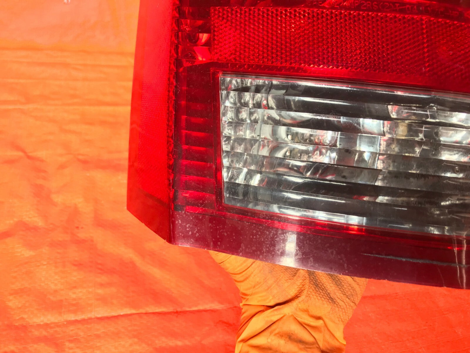 OEM 2005 2006 2007 CHRYSLER 300   BASE MODEL   TAIL LIGHT LAMP 05 06 073