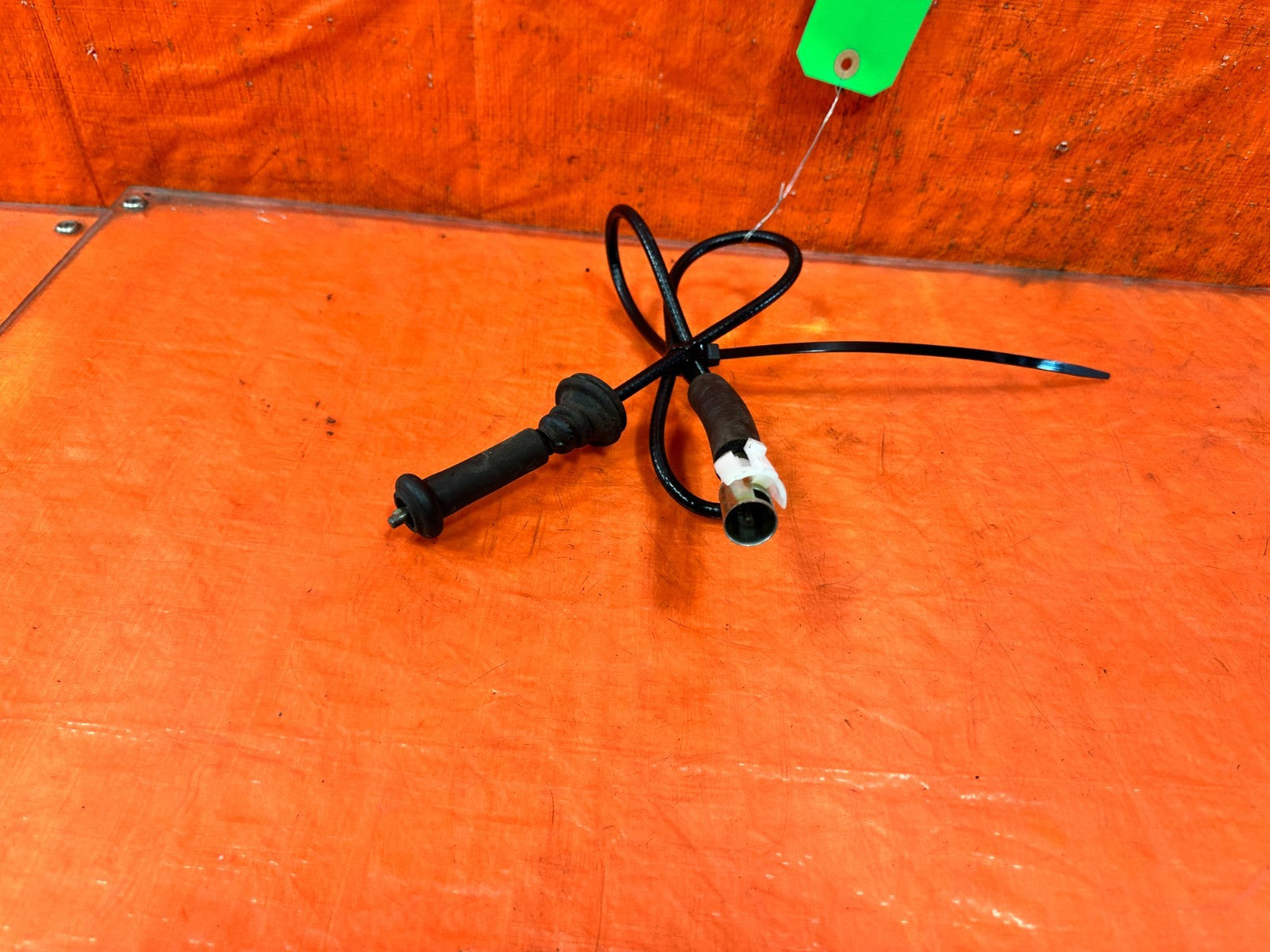 90 91 HONDA CIVIC HATCHBACK   SPEED SENSOR CABLE   OEM 3171