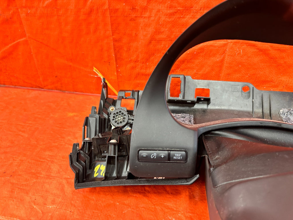 17 20 INFINITI Q50 Q60   KNEE TRIM UNDER STEERING COLUMN LOWER COVER   OEM #2969