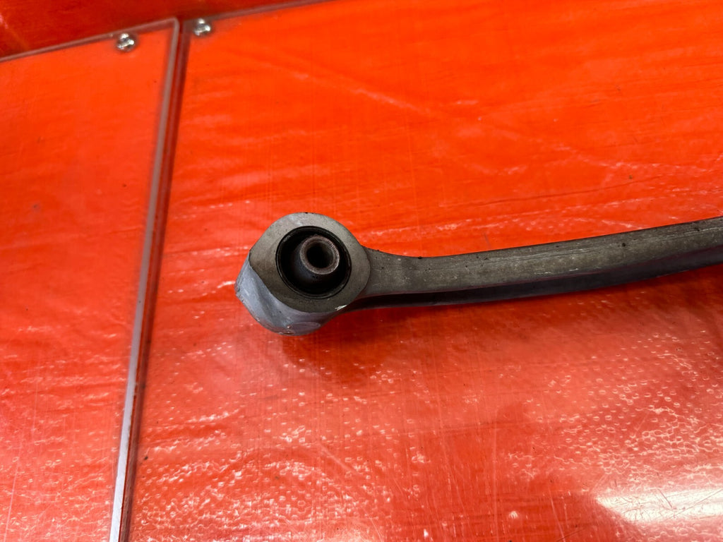 08 15 INFINITI G37 & Q60 2D   RWD ONLY   LEFT FRONT UPPER CONTROL ARM   OEM 1885