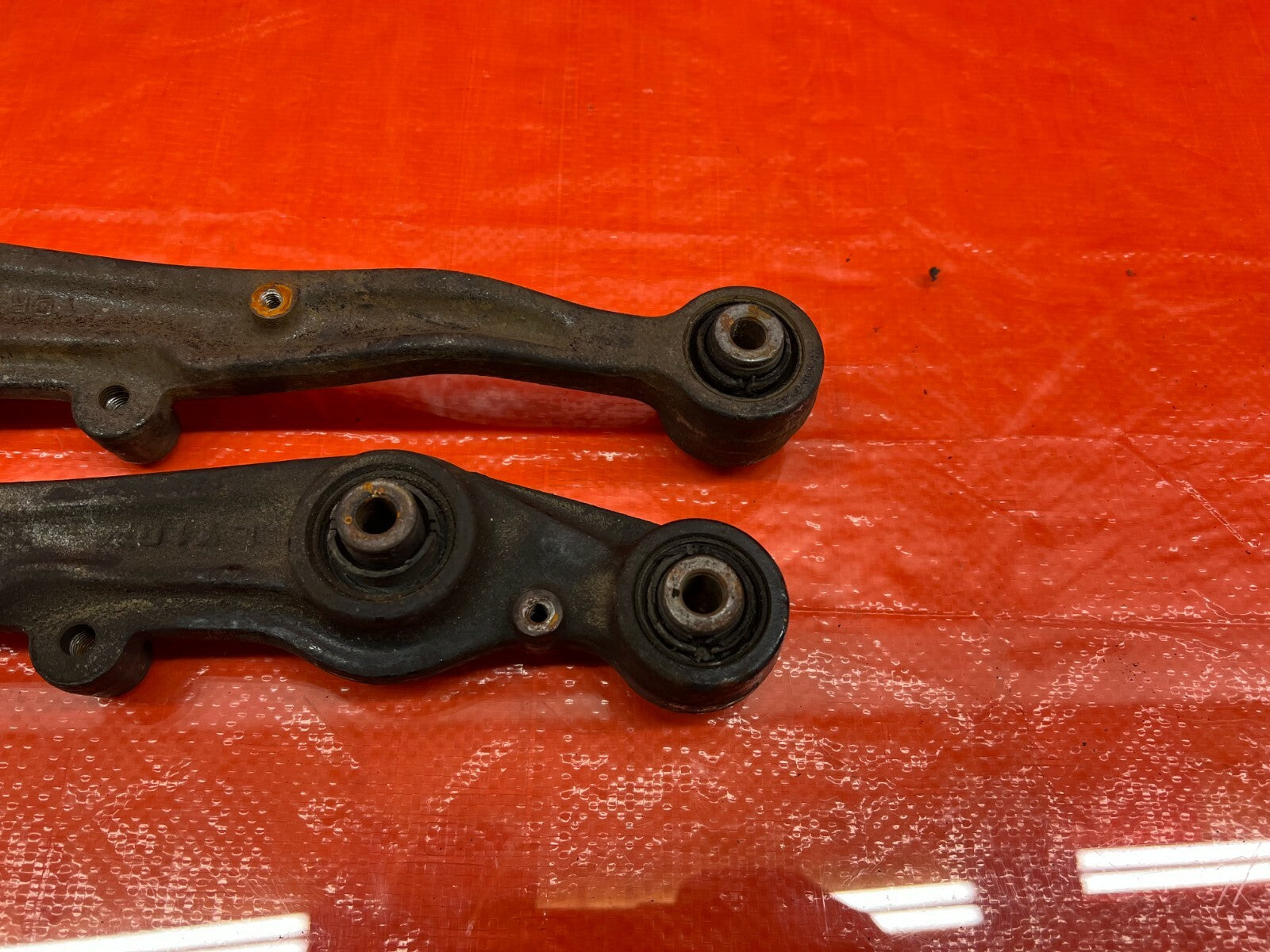 94 01 INTEGRA   GS GS R LS REAR LOWER CONTROL ARM SET   LEFT RIGHT ARMS OEM #1028