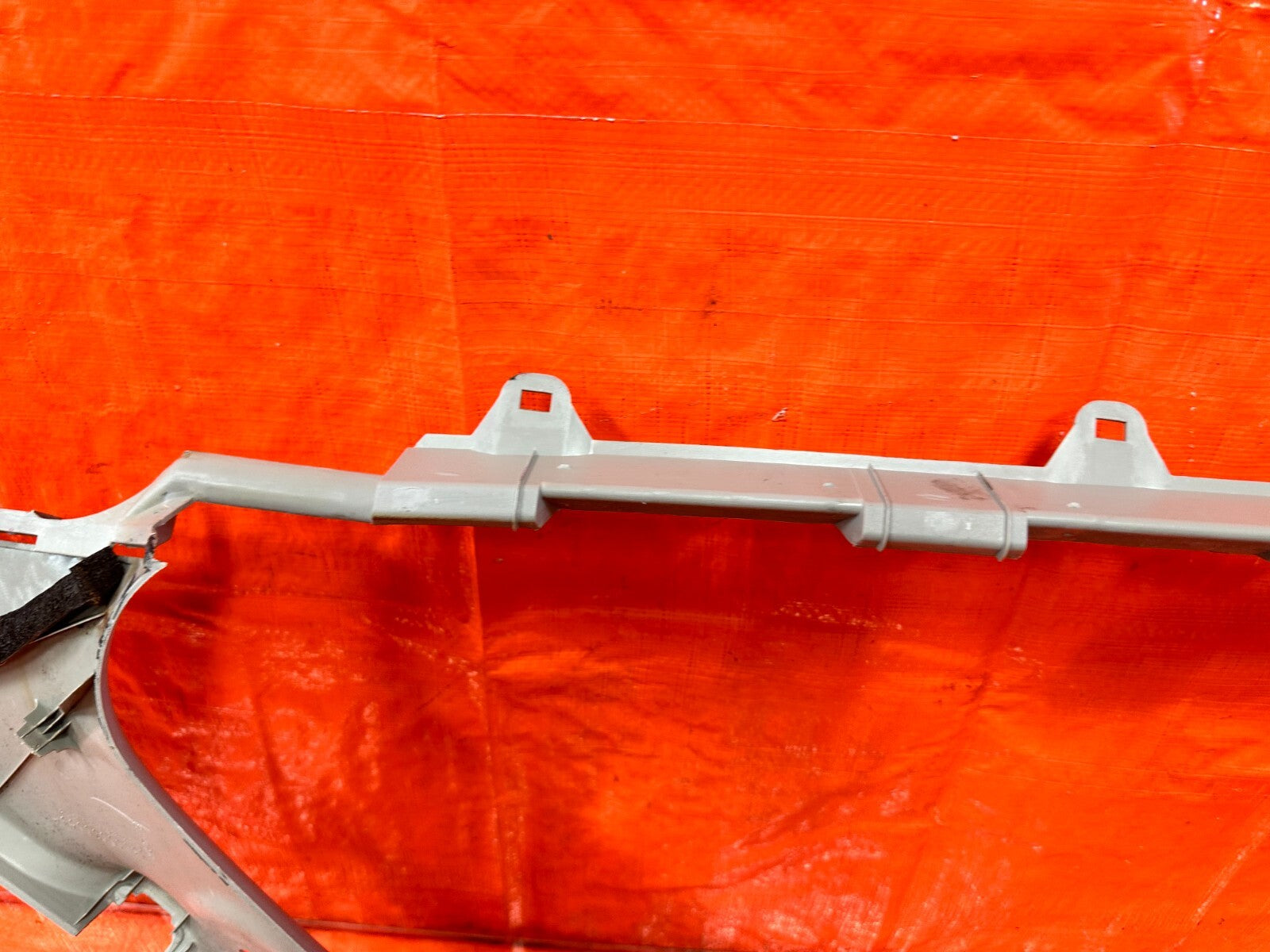 96 00 HONDA CIVIC   HATCHBACK   DRIVER LEFT C PILLAR QUARTER GLASS TRIM OEM 28717