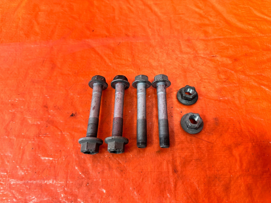 16 24 INFINITI Q50   3.0L   TRAILING ARM BOLTS   OEM #3141