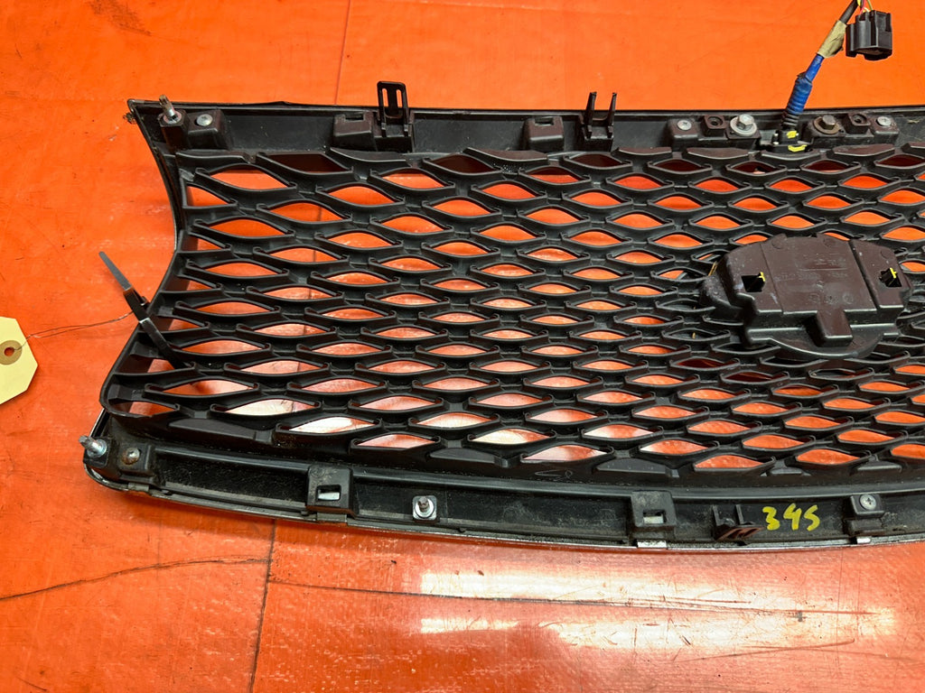 14-15 INFINITI Q50 3.7L AWD FRONT BUMPER RADIATOR GRILLE W/ FRONT CAMERA OEM 34514