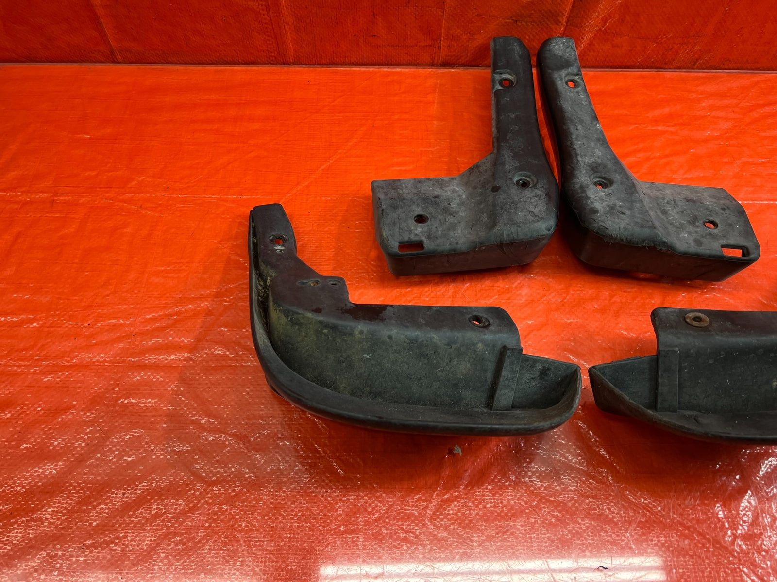18 21 HONDA ACCORD   MUD FLAP / SPLASH GUARD SET LEFT & RIGHT FRONT REAR OEM 18421