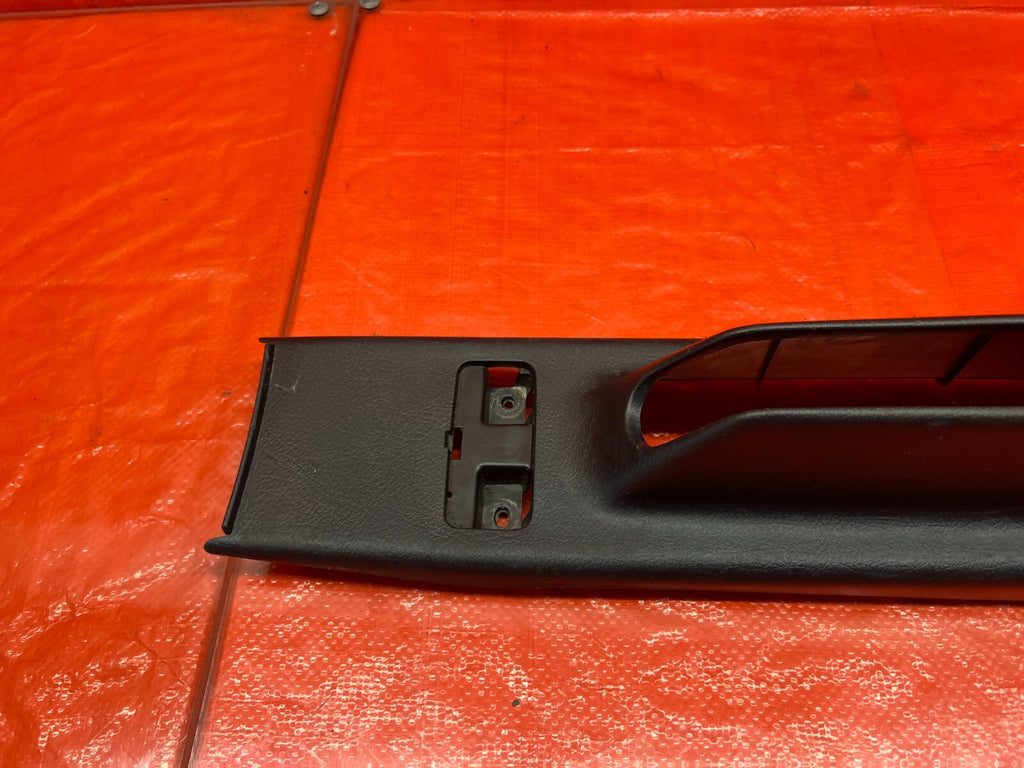 90 93 ACURA INTEGRA   ARM REST CENTER CONSOLE STORAGE DELETE   BLACK   OEM #1606
