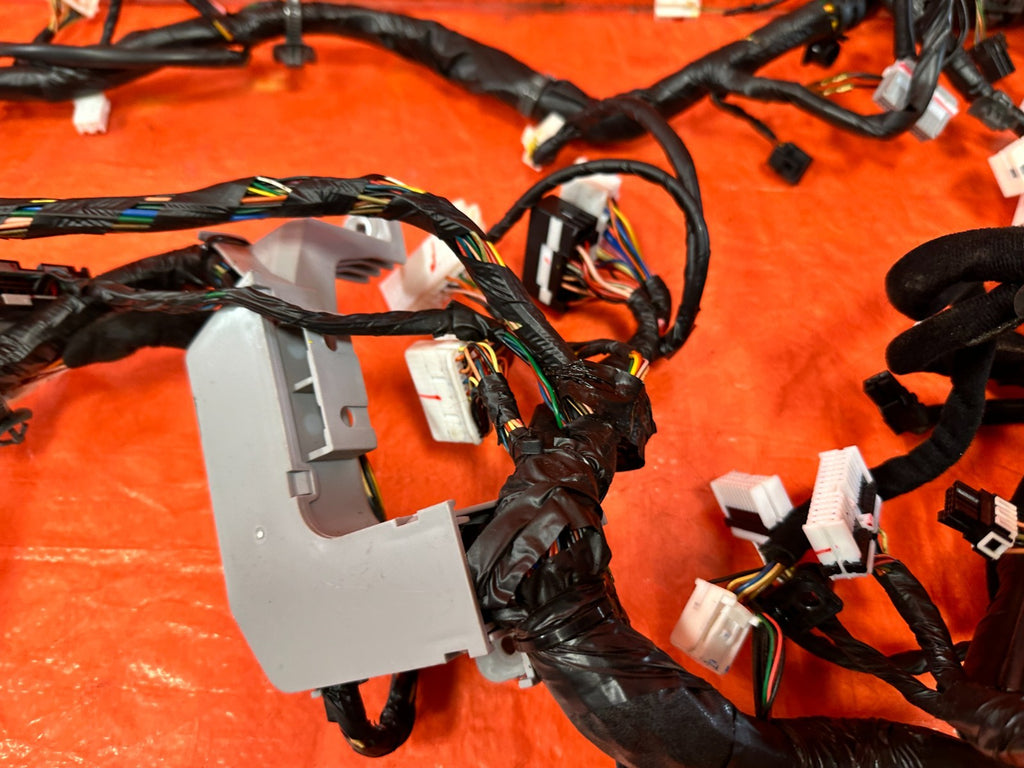 13 16 HYUNDAI GENESIS COUPE 3.8L   MAIN WIRING HARNESS   PART # 91336 2M851 #30211