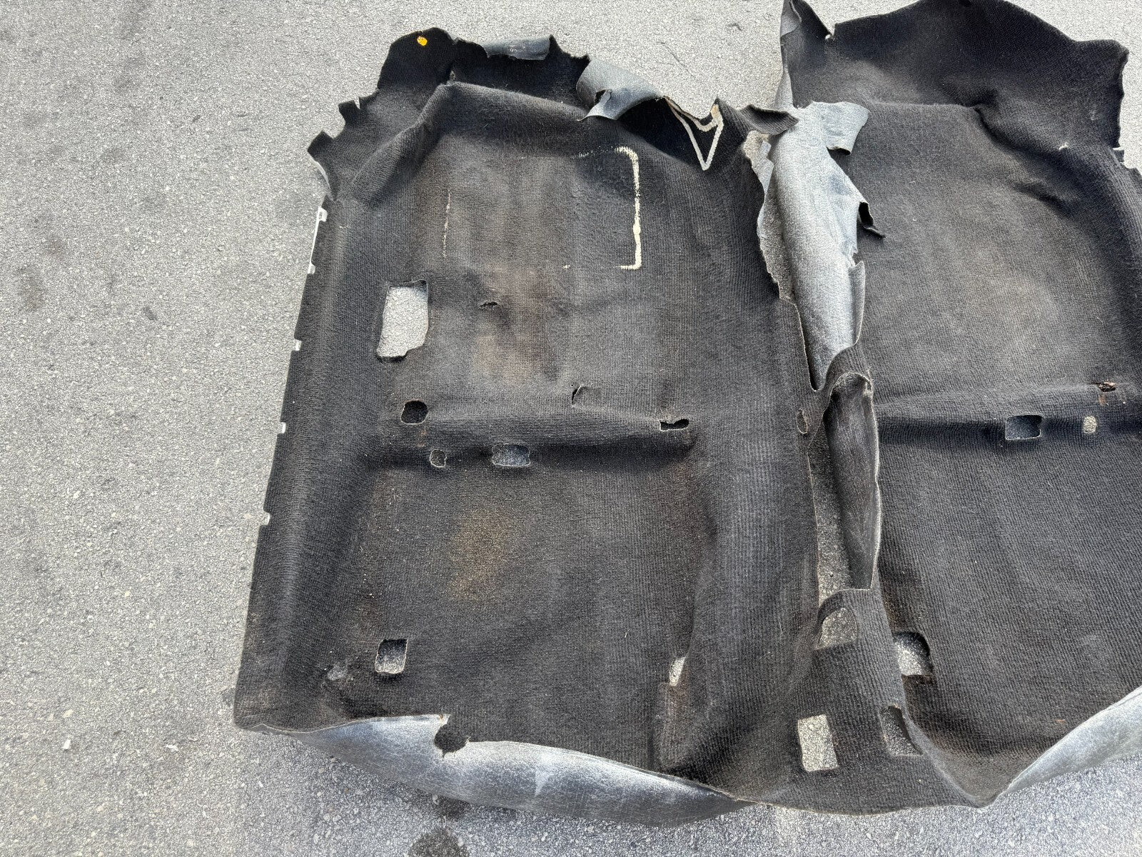 93 97 HONDA DEL SOL   INTERIOR FLOOR CARPET RUG MAT   BLACK IN COLOR   OEM #2952