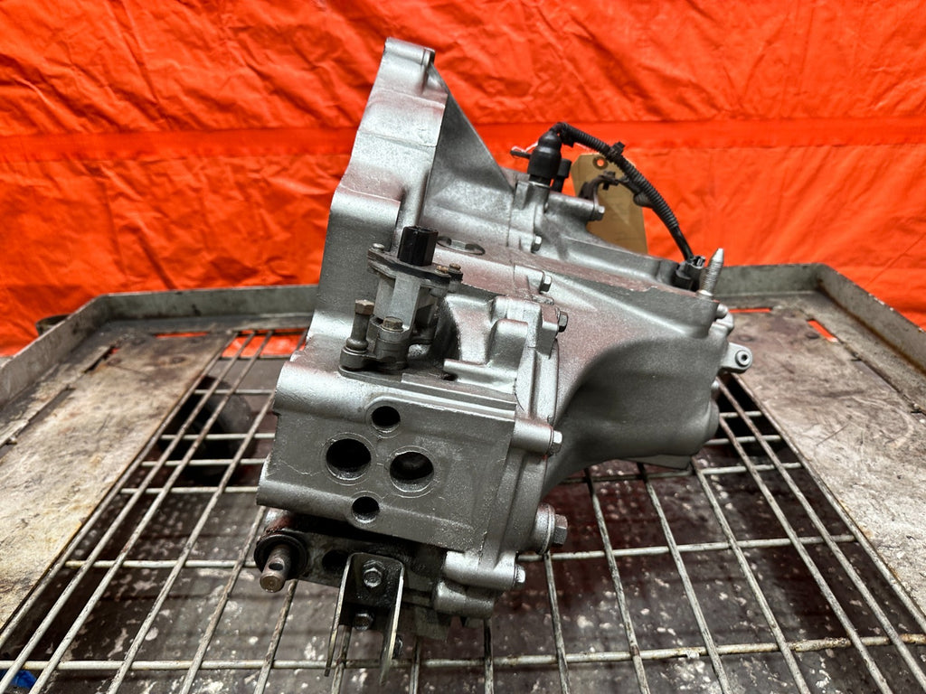 92 00 HONDA CIVIC   D16Z6 SOHC VTEC 5 SPEED MANUAL TRANSMISSION GEAR BOX OEM OE9