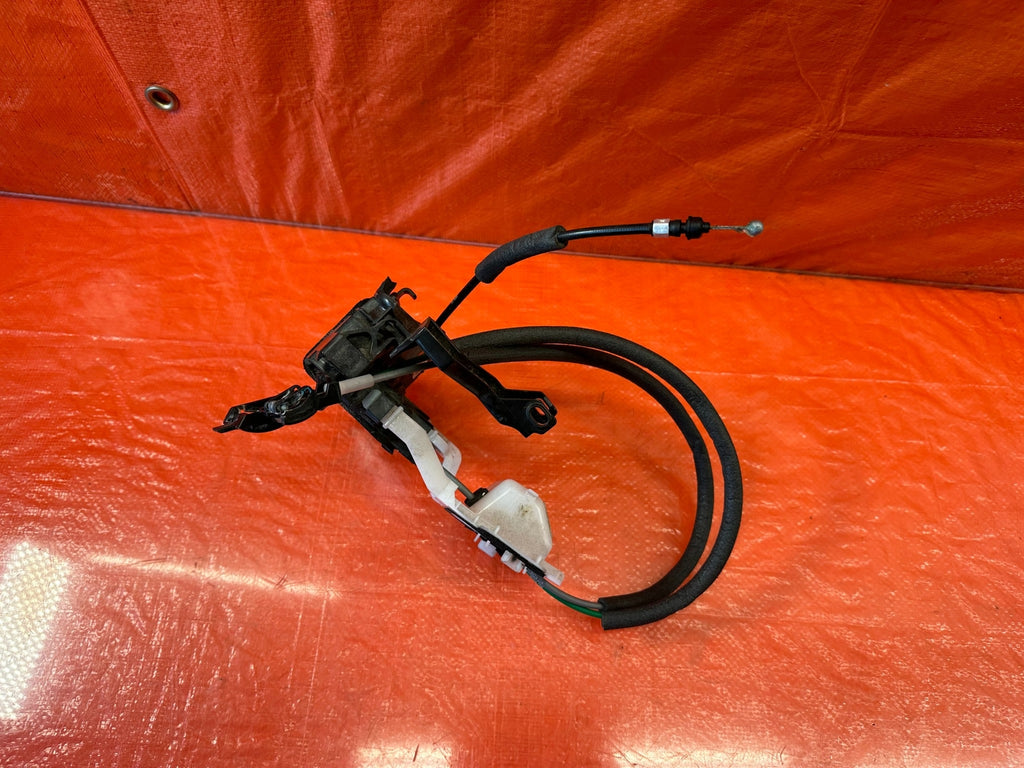 10 16 HYUNDAI GENESIS COUPE   DRIVER LEFT FRONT DOOR LOCK ACTUATOR   OEM OE #21911