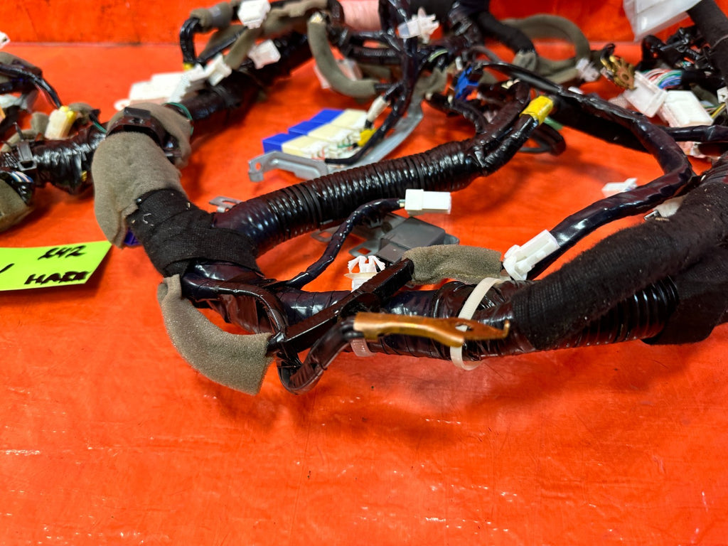 17 INFINITI Q50 RED SPORT 400 DASH BOARD CLUSTER WIRING HARNESS WIRE LOOM #24211