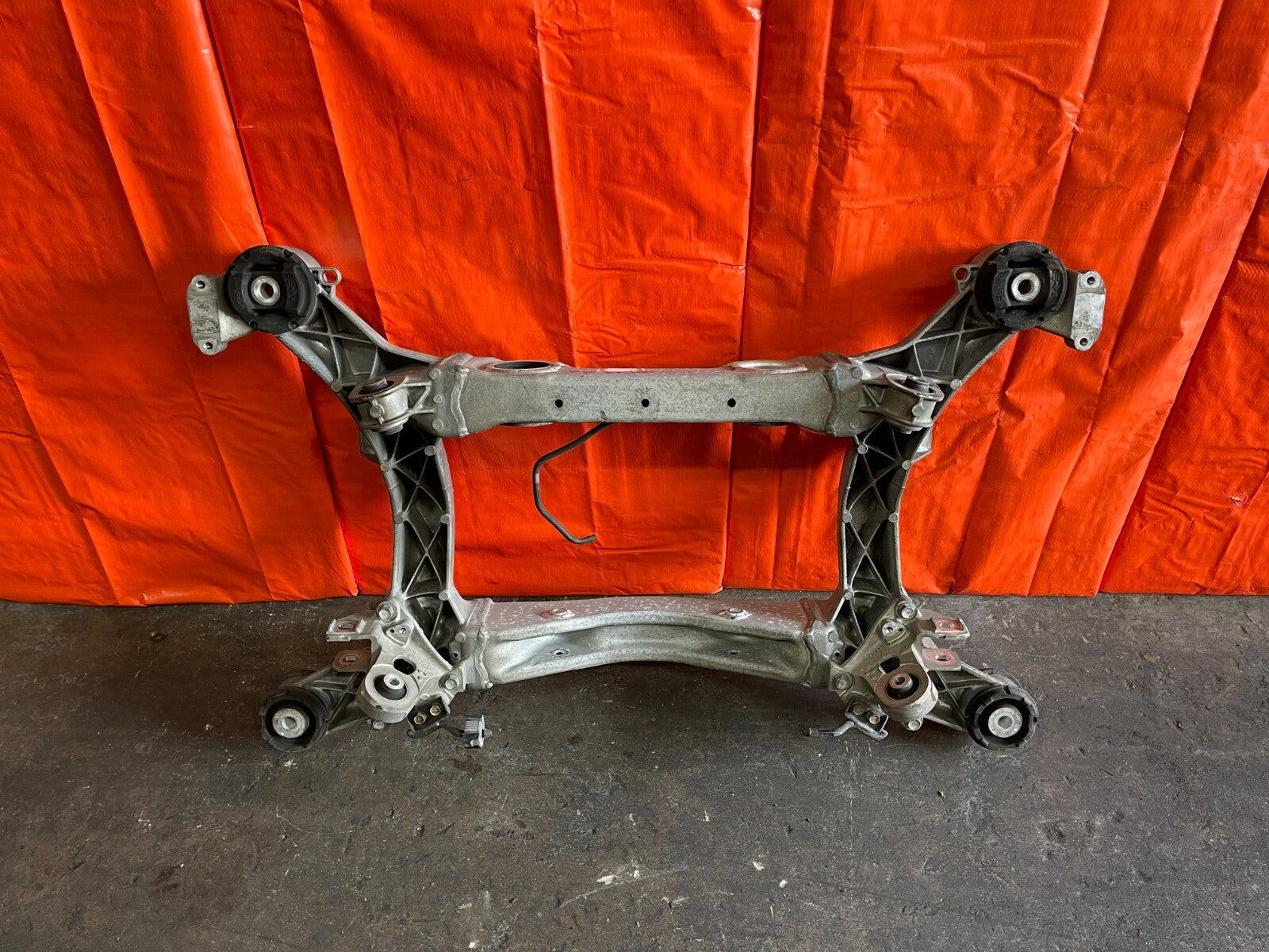09 12 ACURA RL   REAR   CROSS MEMBER K FRAME SUB FRAME CRADLE   50300 SJA E02 0