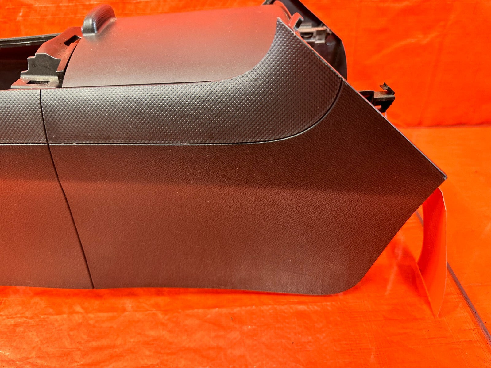 02 06 ACURA RSX   ARM REST CENTER CONSOLE ASSEMBLY   BLACK   OEM #27115