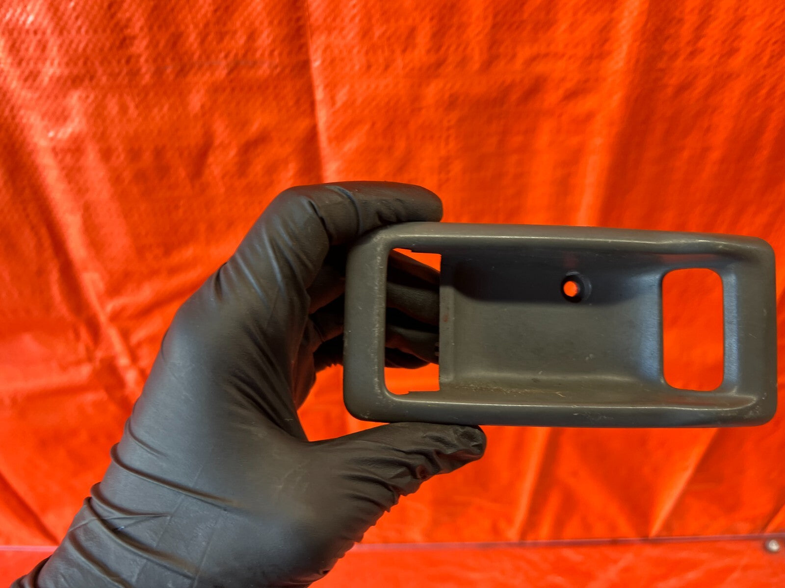 88 91 HONDA CIVIC HATCHBACK   DRIVER LEFT FRONT INTERIOR DOOR HANDLE TRIM   OEM6
