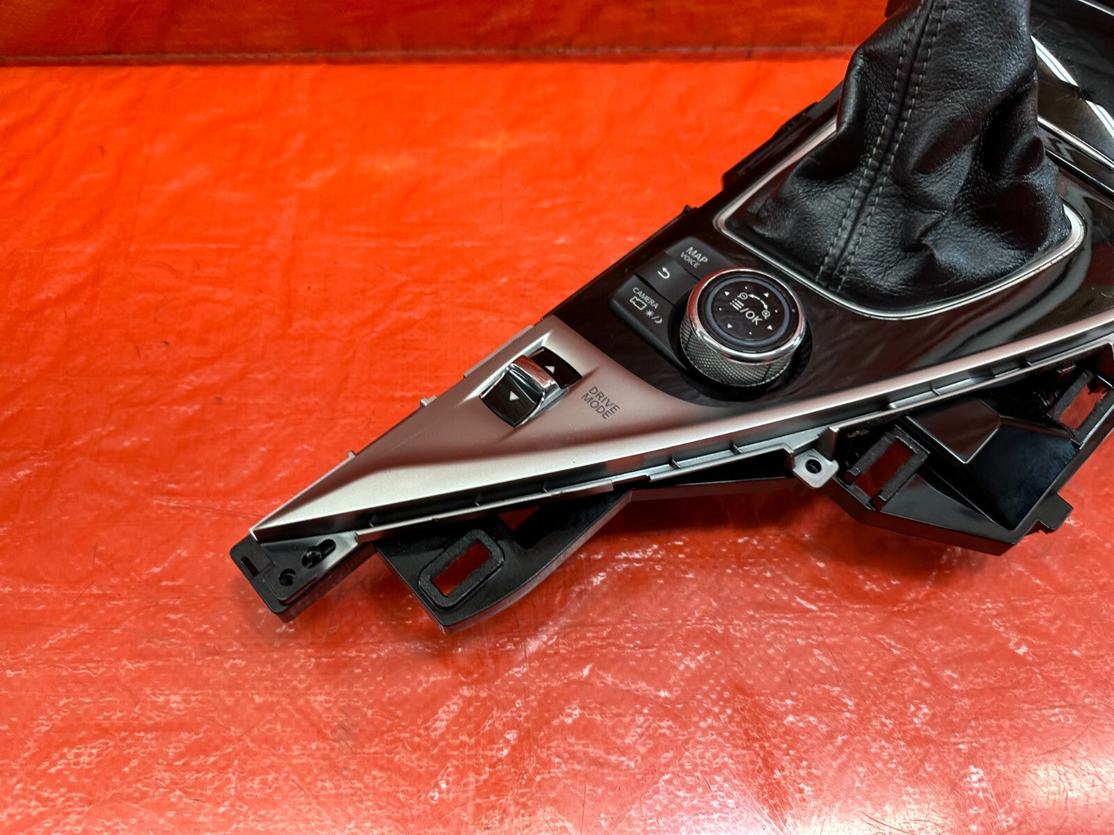14 22 INFINITI Q50   CENTER / SHIFTER CONSOLE W/ CONTROLS   W/O NAVI   OEM #2159