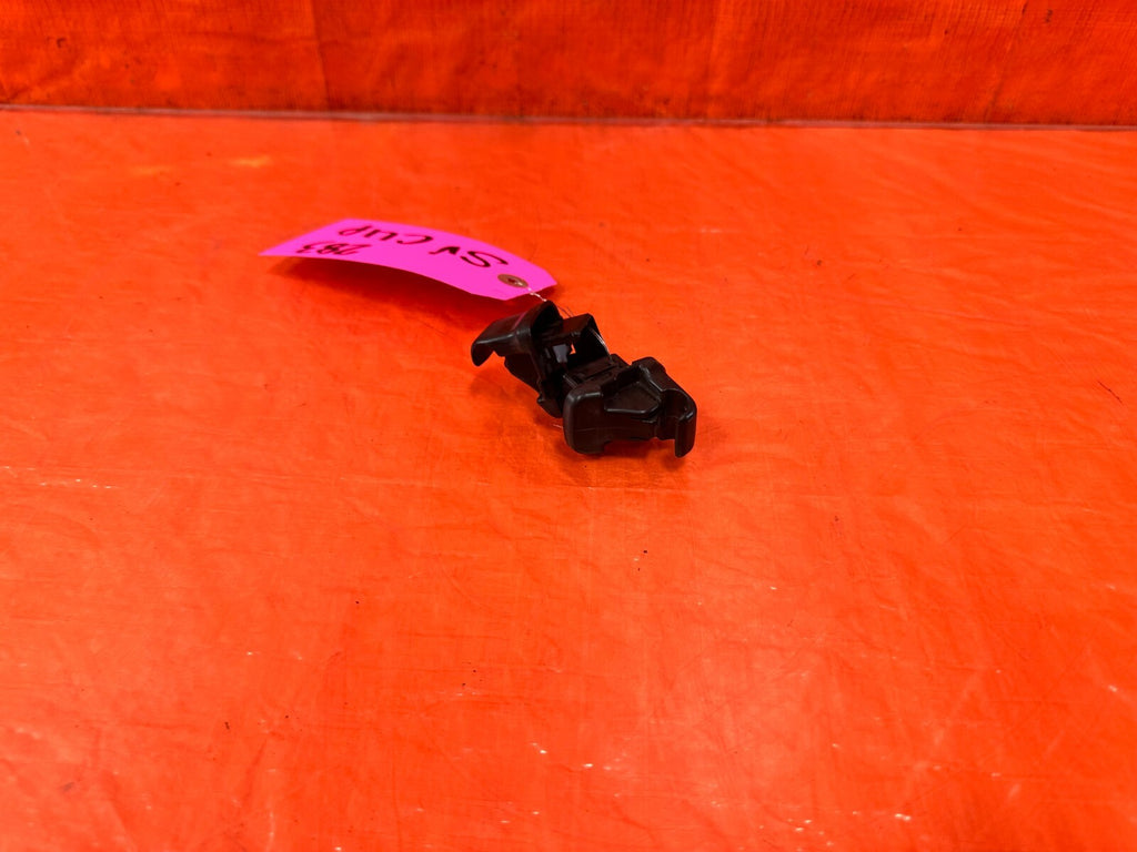 08 21 SUBARU IMPREZA WRX & STI   SUN VISOR CLIPS   OEM FACTORY #2835