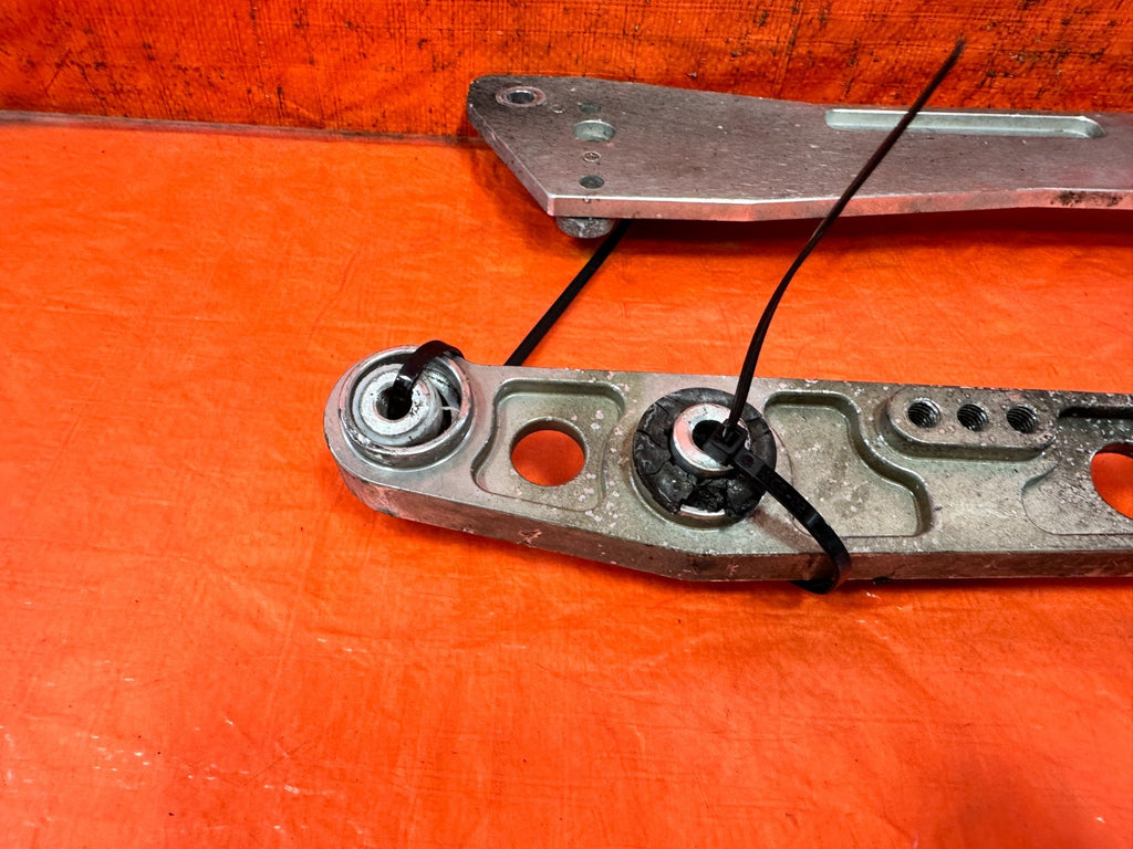 92 95 HONDA CIVIC    ALUMINUM REAR SUBFRAME BRACE LOWER CONTROL ARM #3277