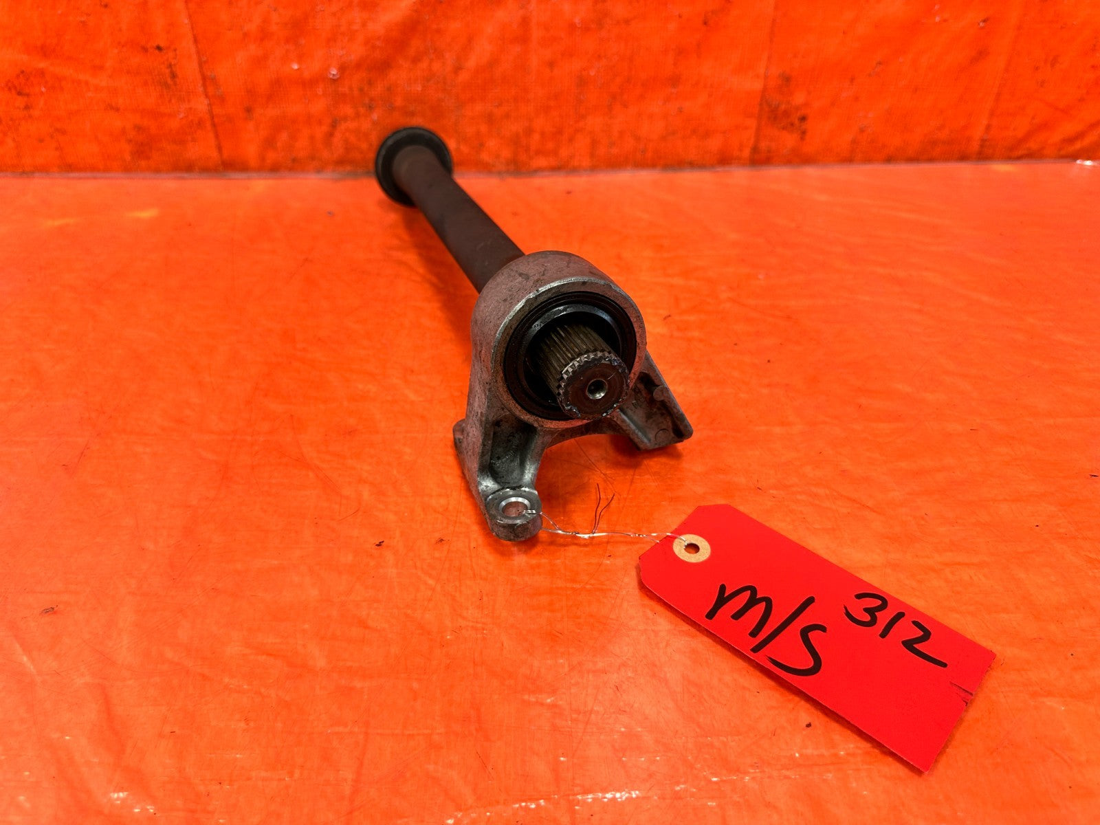 04 08 ACURA TSX   K24A2   AUTOMATIC   INTERMEDIATE MID HALF JACK SHAFT OEM #3121
