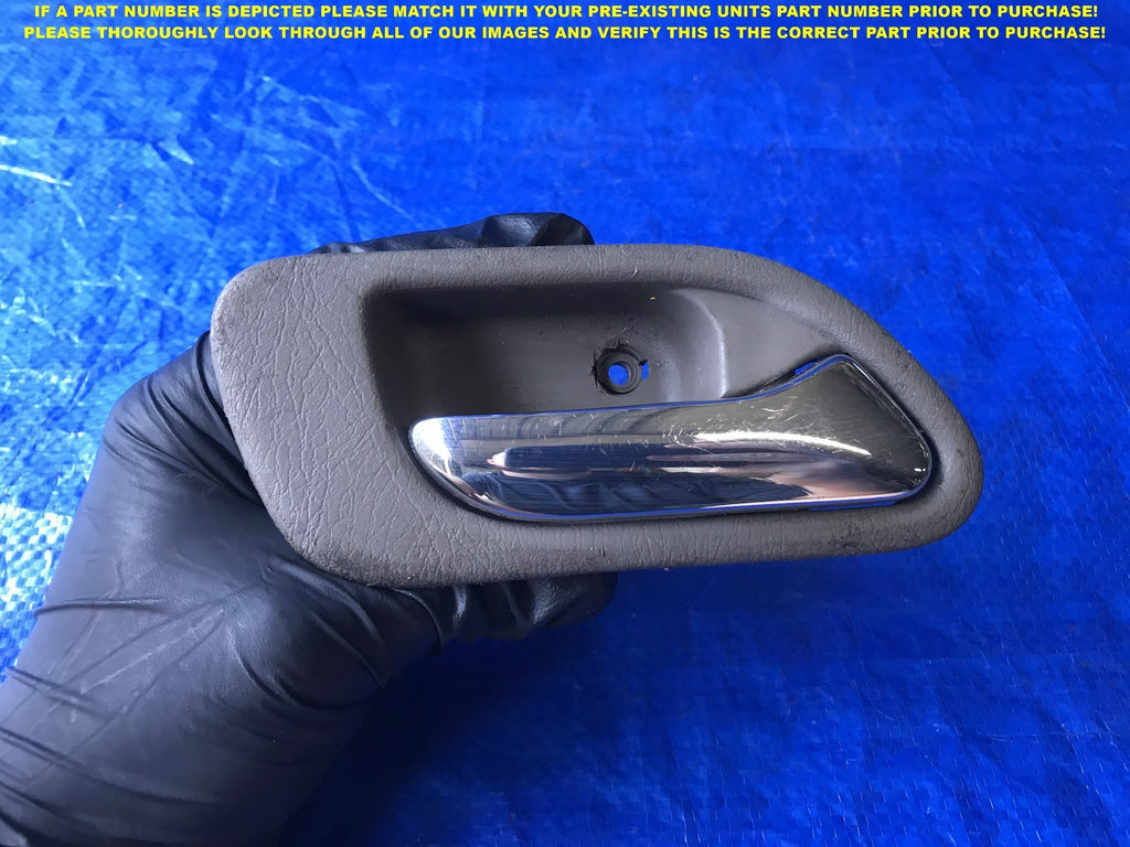 OEM 1999 2000 2001 ACURA TL PASSENGER RIGHT REAR INTERIOR DOOR HANDLE 0