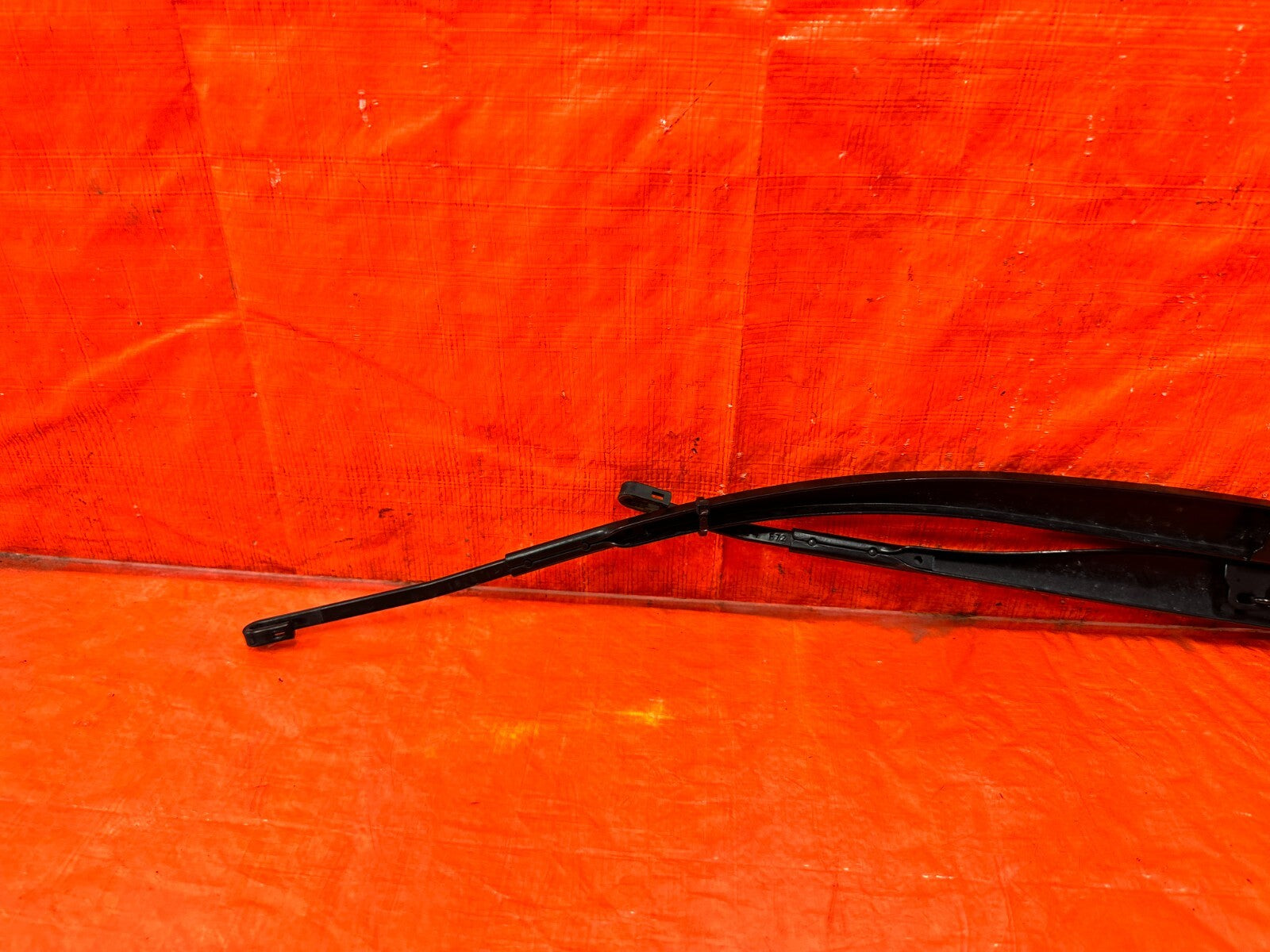 14 20 INFINITI Q50   WINDSHIELD WIPER ARMS   LEFT AND RIGHT ARM SET   OEM #296 17