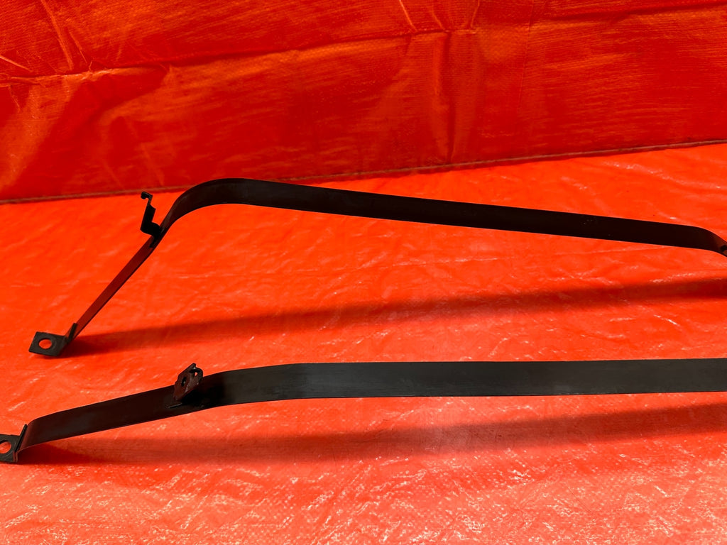 14 20 INFINITI Q50   GAS GASOLINE FUEL TANK MOUNTING STRAPS BAND SET   OEM #18511