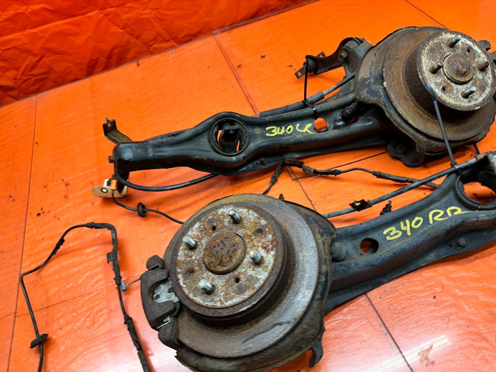 94-01 ACURA INTEGRA REAR DISC BRAKE CONVERSION TRAILING ARMS CALIPERS OEM #34015