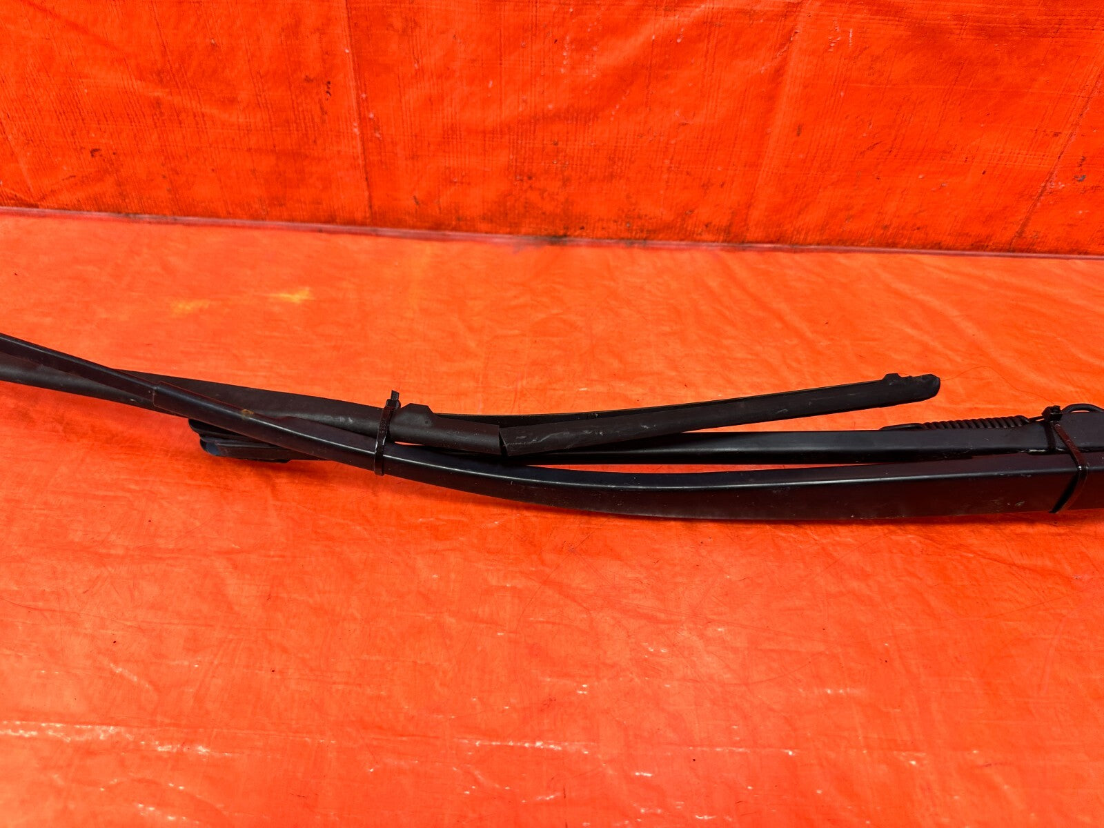 14 20 INFINITI Q50   WINDSHIELD WIPER ARMS   LEFT AND RIGHT ARM SET   OEM #2963