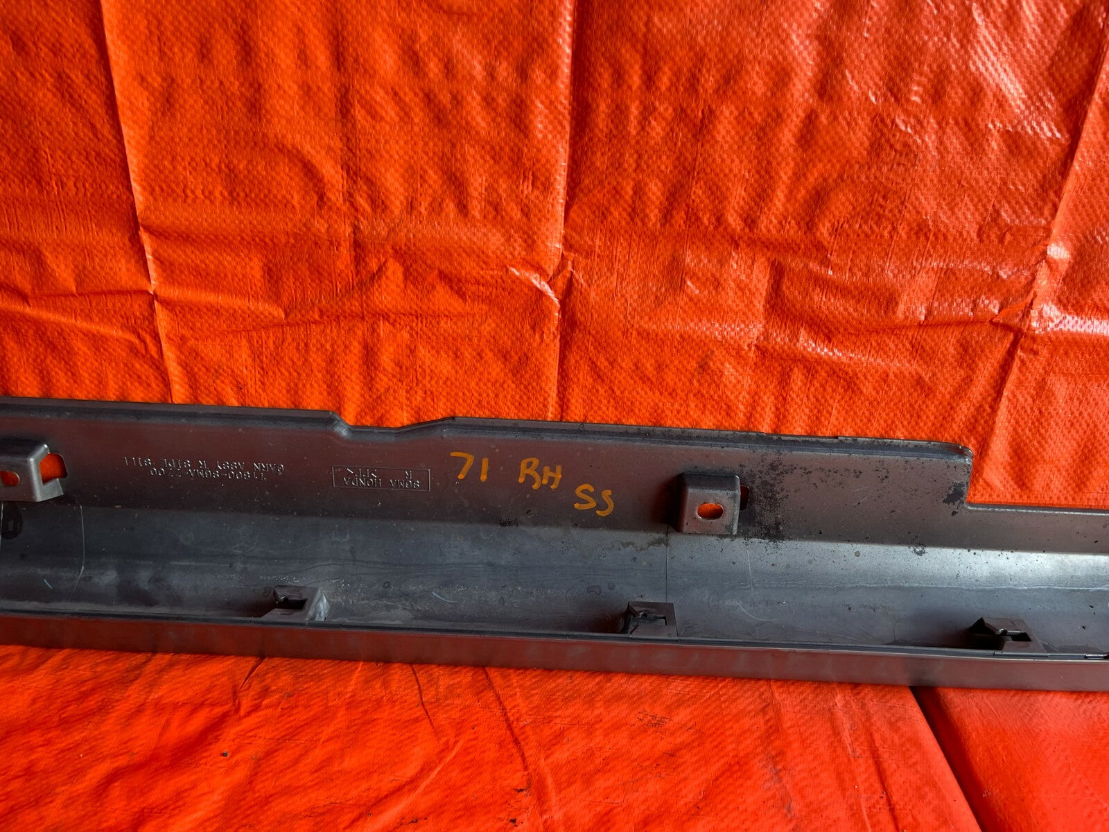 02 04 ACURA RSX   SIDE SKIRT ROCKER PANEL   PASSENGER RIGHT   OEM FACTORY OE #718