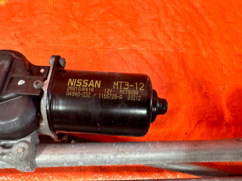 08 15 INFINITI G37 & Q60    2D COUPE   WINDSHIELD WIPER MOTOR W/ LINKAGE OEM 3283