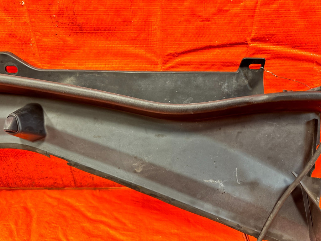 09 14 ACURA TSX   WINDSHIELD WIPER COWL TRIM PLASTIC BEZEL   OEM FACTORY #3213
