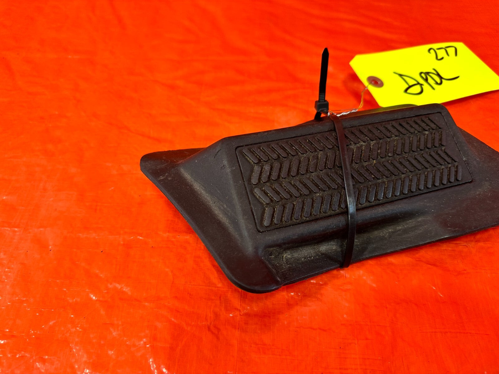 88 91 HONDA CRX   DEAD PEDAL / FOOT REST   OEM FACTORY #2771