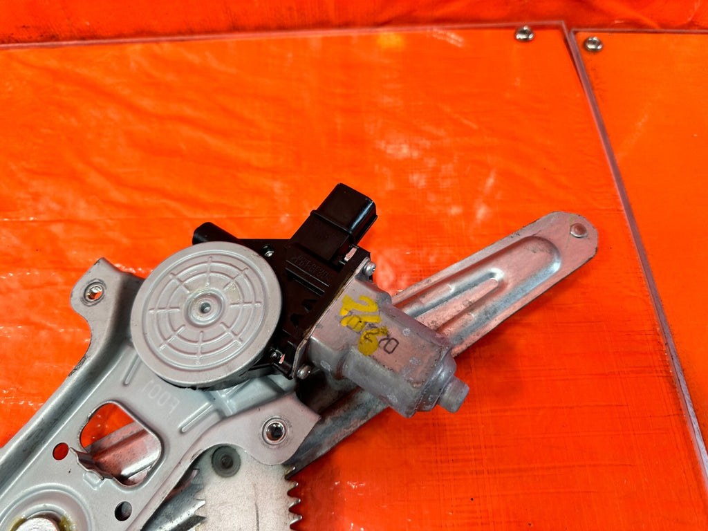 15 21 SUBARU WRX & STI DRIVER LEFT REAR   WINDOW REGULATOR W/ MOTOR OEM #2666