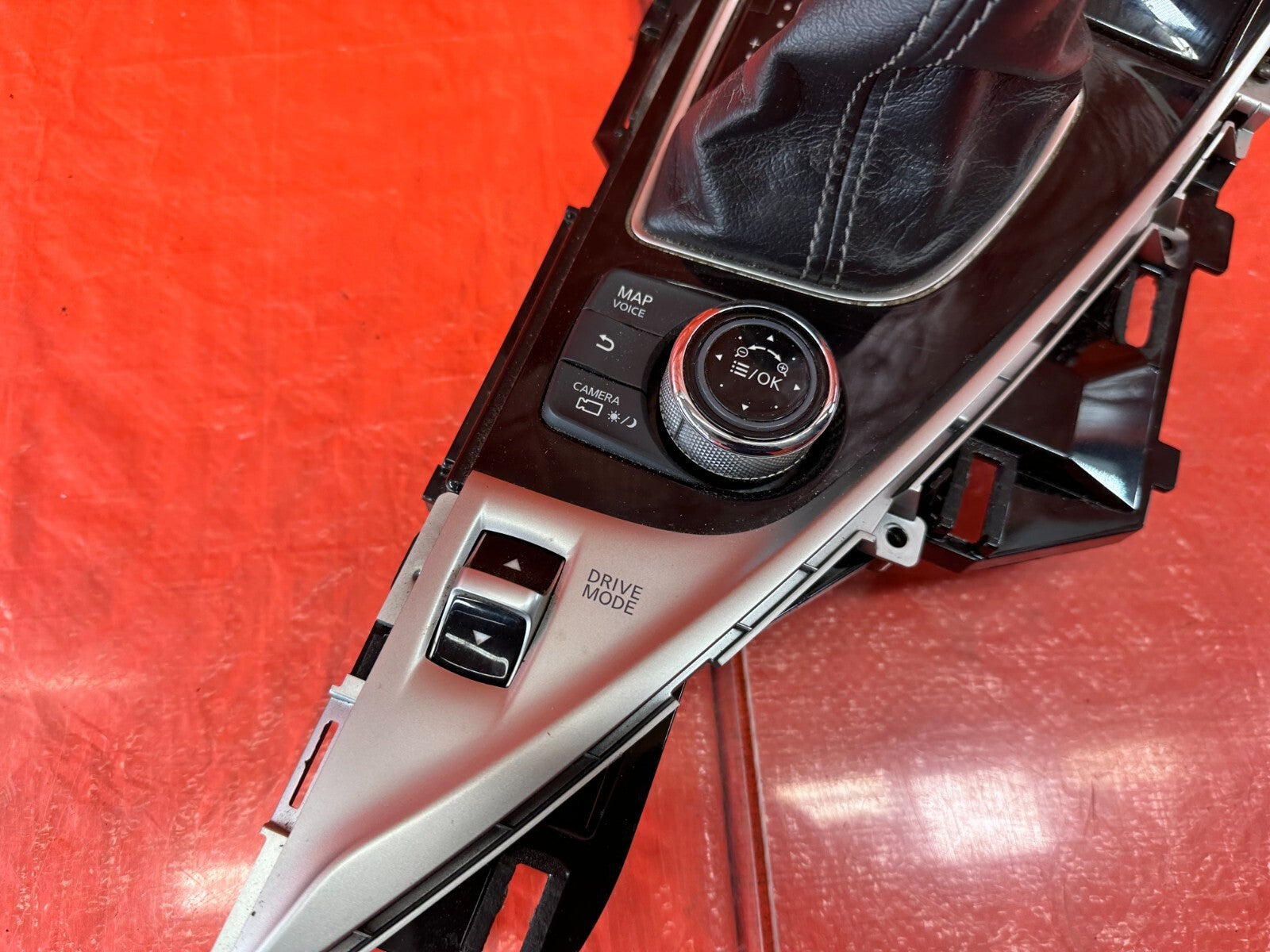 14 22 INFINITI Q50 CENTER SHIFTER CONSOLE W/ CONTROLS W/ NAVI & CAMERA OEM #2222