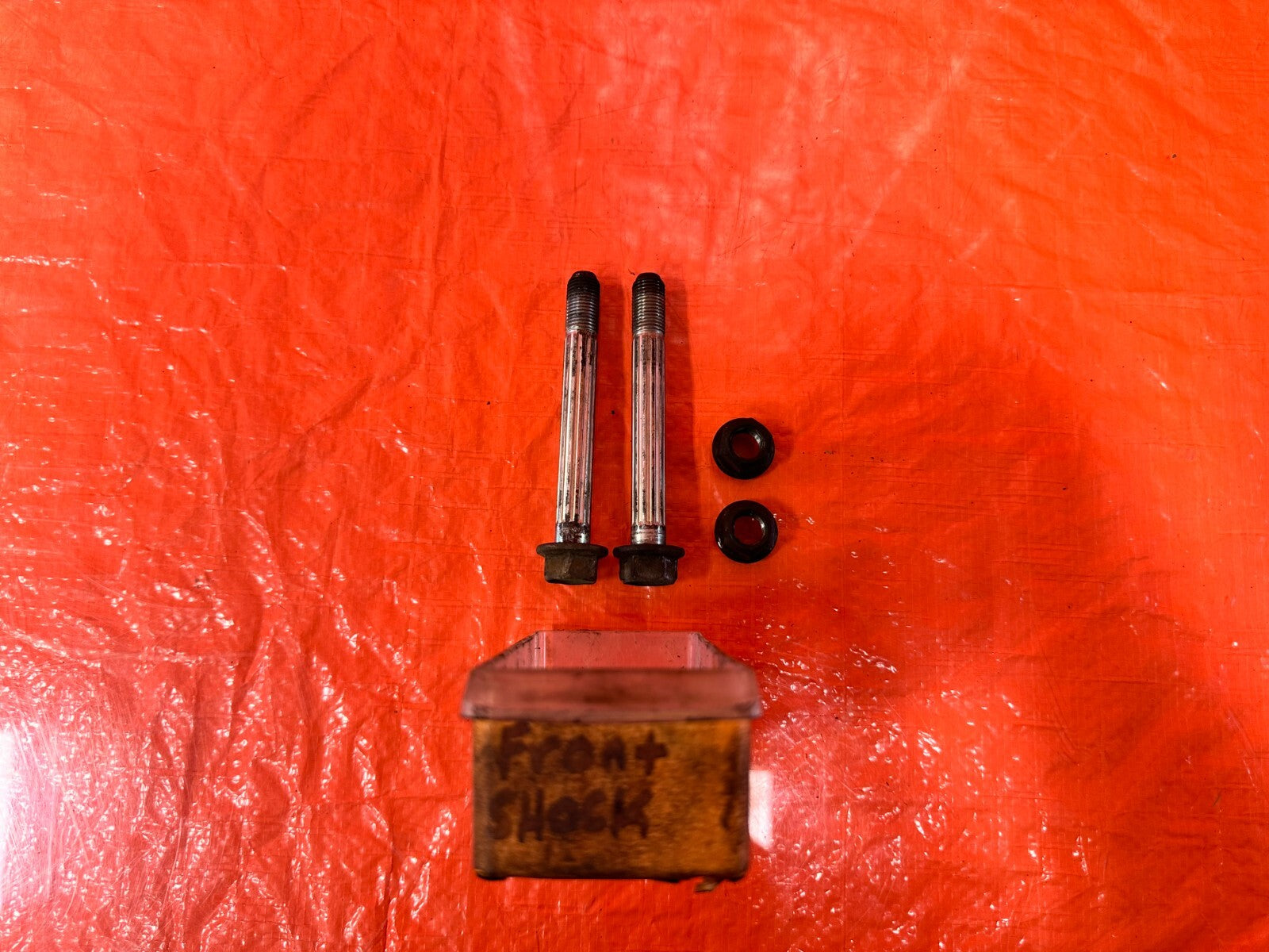 09 14 ACURA TSX   LEFT AND RIGHT FRONT SHOCK STRUT FORK BOLTS   OEM FACTORY #2790