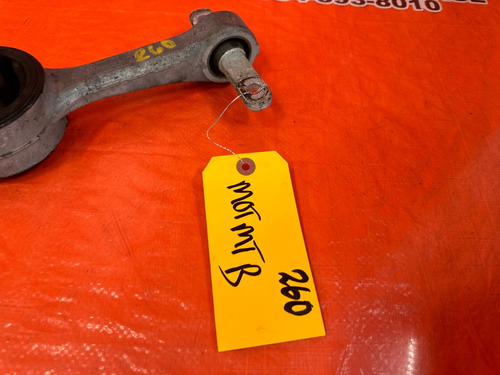 06 11 HONDA CIVIC SEDAN 1.8L   UPPER TORQUE ROD MOUNT MANUAL TRANS ONLY OEM 2604
