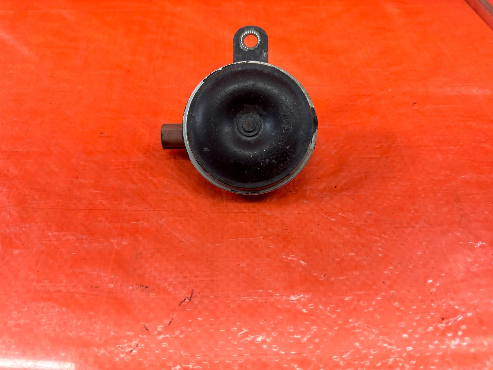 00 05 HONDA S2000   LOW NOTE HORN ASSEMBY   OEM FACTORY #1984